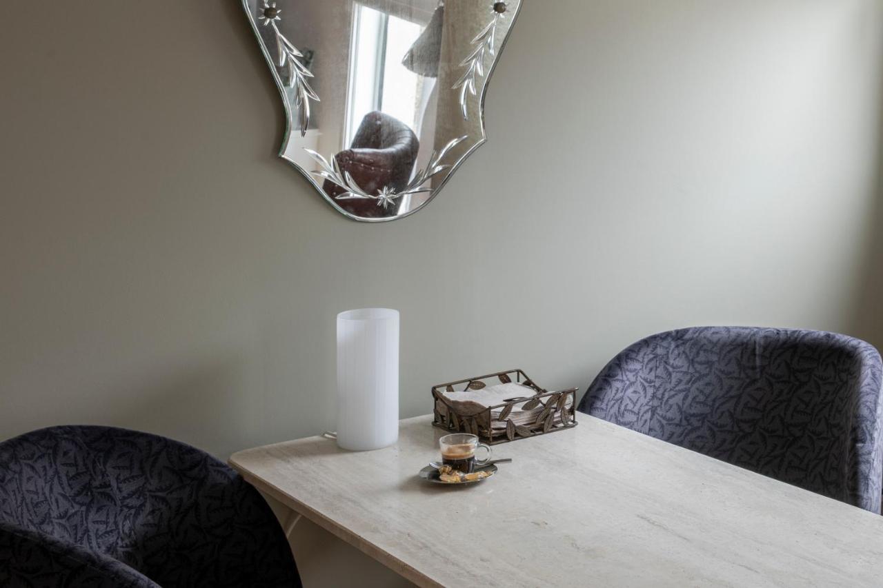 Les Suites De Catherine, La Si Calme Nancy Ngoại thất bức ảnh
